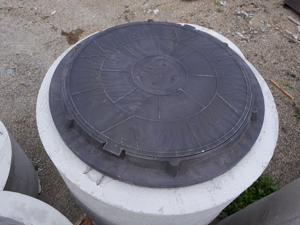 Люк полимерно-композитный 15 т. для ЖБИ крышек от компании ЗАВОД ...